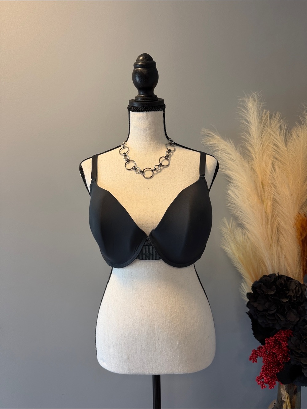 Seamless Black T-Shirt Bra - Women Intimates & Sleepwear